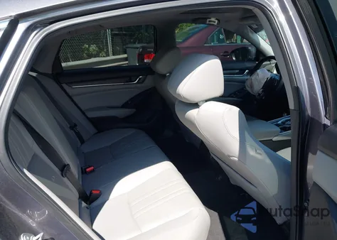 2018 Honda Accord Touring 2.0T z USA, uszkodzony, nr VIN 1HGCV2F91JA026104